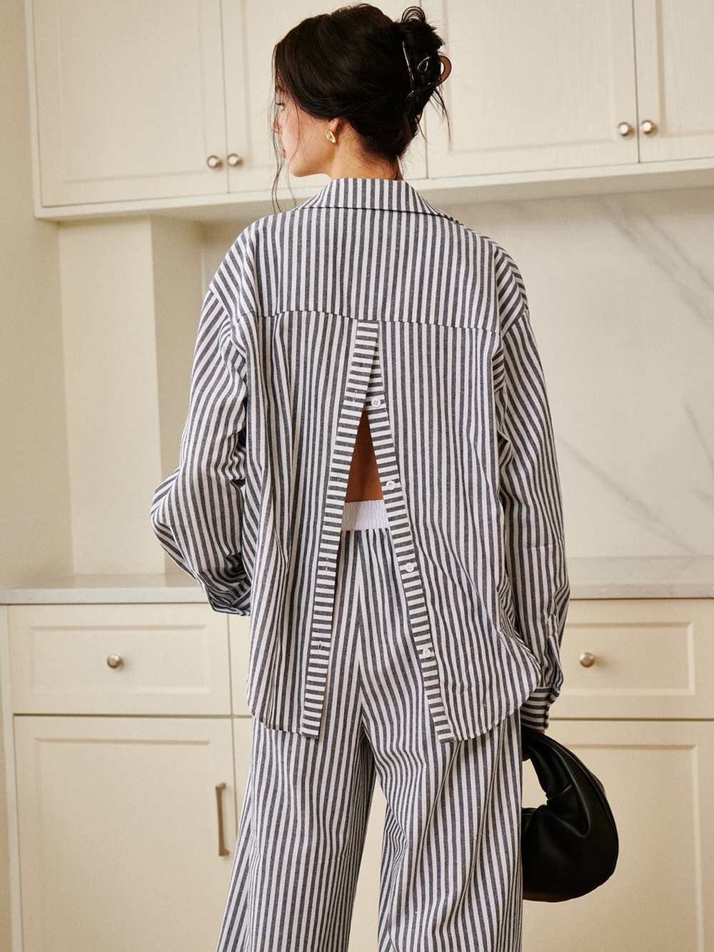 *NWT* Cotton and Linen Pinstripe Loose Shirt - Picture 2 of 9